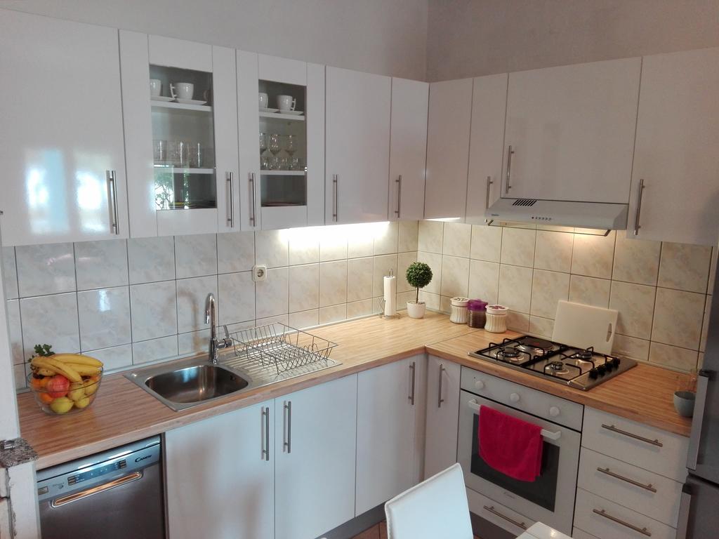 סלינה Apartman Lucija מראה חיצוני תמונה